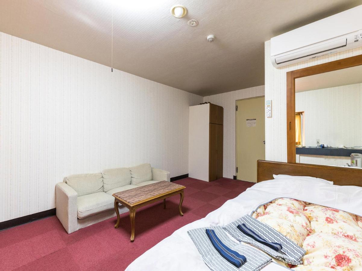 Oyo Joetsu Central Hotel Takada-Nakamachi Zewnętrze zdjęcie